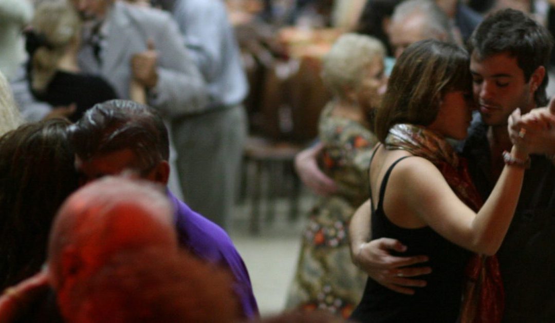 What Make Golden Age Tango Music So Great for Dancing?